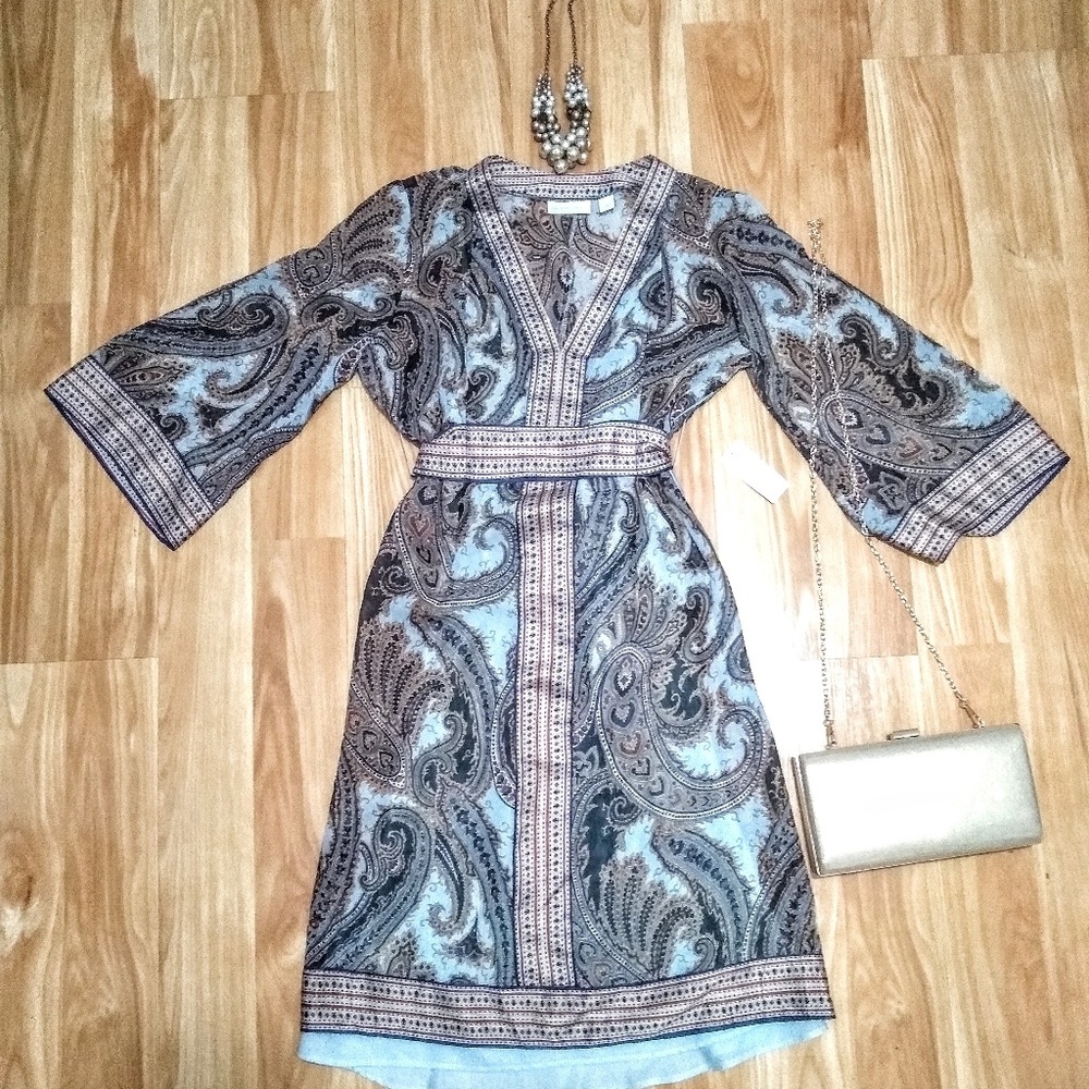 Fabulous Looking and Priced Outfit Set